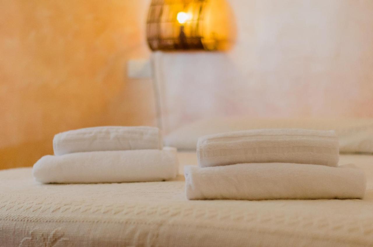 Bed and Breakfast La Pavoncella Тортолі Екстер'єр фото